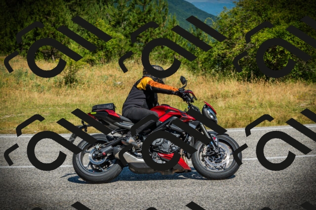 202507051037-DSC05119_c1_