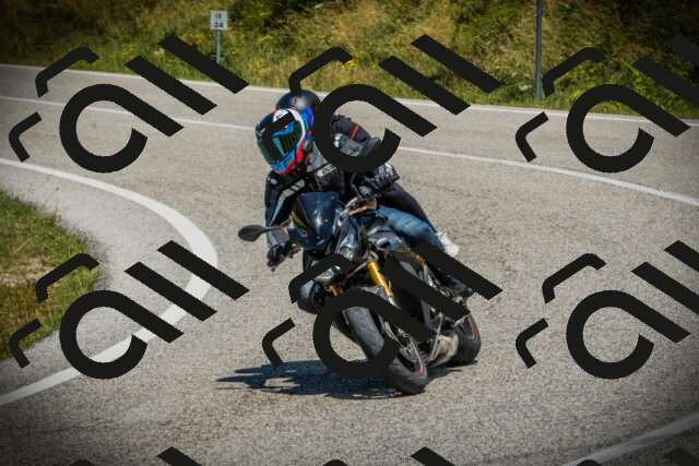 202507051233-DSC06316_c1_