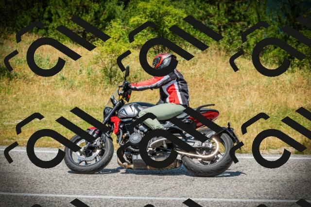 202507051250-DSC06425_c1_