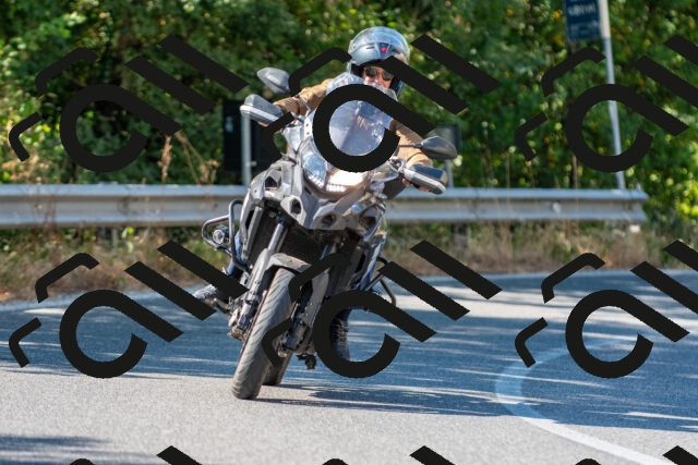 20250705092027_-R022129_r2