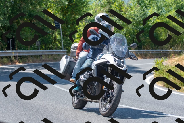 20250705111048_-R022432_r2