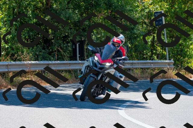 20250705114244_-R022475_r2