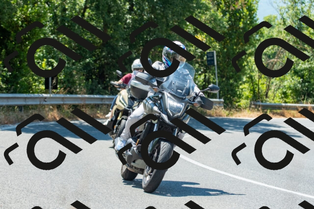 20250705120003_-R022540_r2