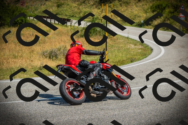 202507061056-DSC07076_c1_