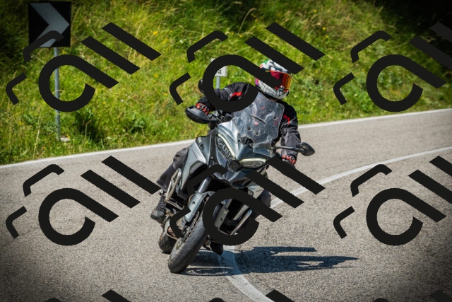 202507061210-DSC08203_c1_