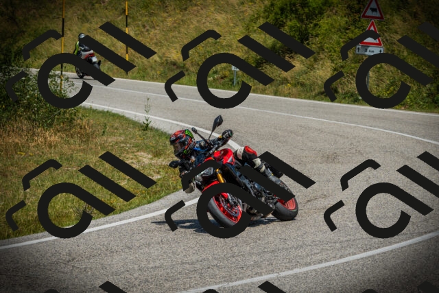 202507061224-DSC08410_c1_