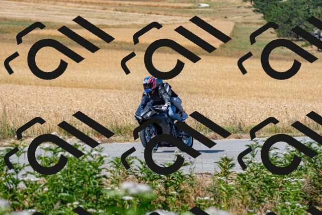 20250706094428_-R022717_r2