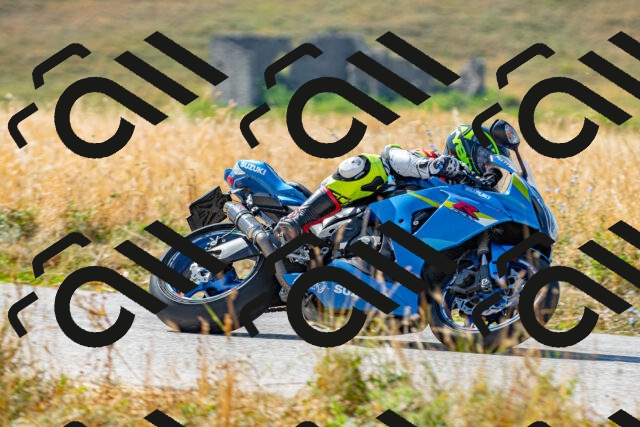 20250706095144_-R022779_r2