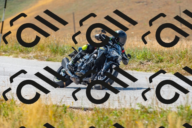 20250706100210_-R022868_r2