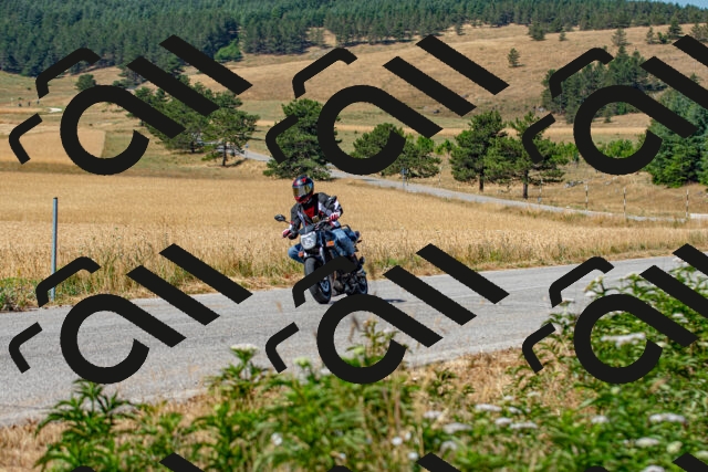 20250706101504_-R023021_r2