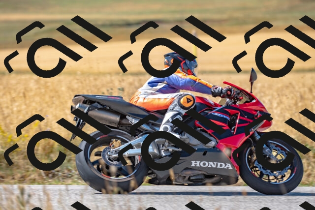 20250706102043_-R023050_r2