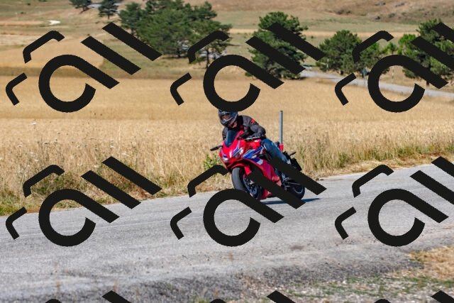 20250706102855_-R023140_r2