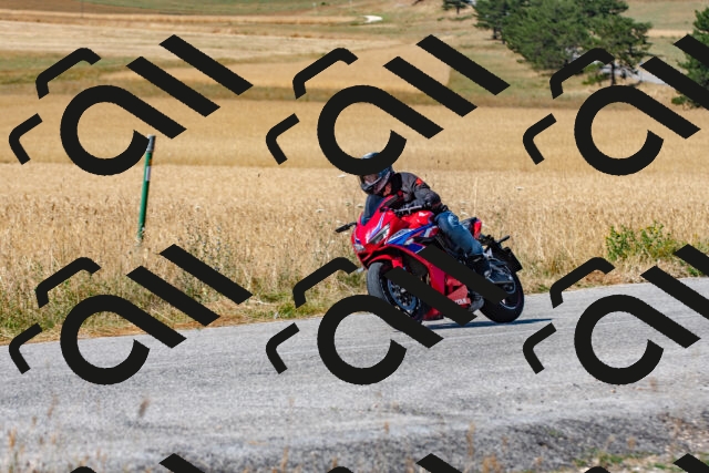 20250706102855_-R023141_r2