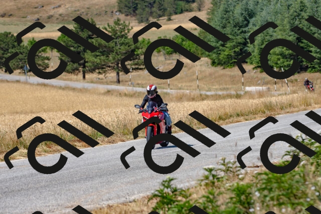 20250706103124_-R023169_r2