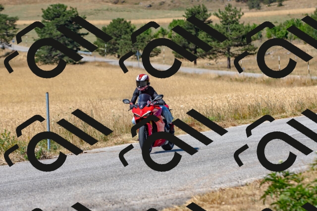 20250706103125_-R023171_r2