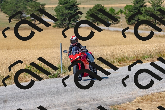 20250706103125_-R023172_r2