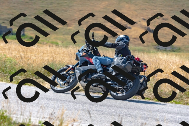 20250706103327_-R023210_r2