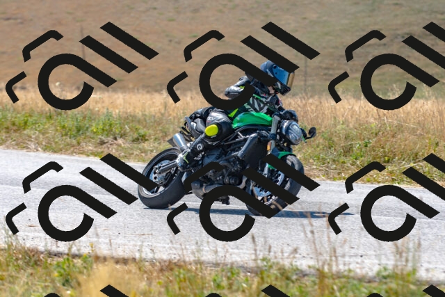 20250706103444_-R023233_r2