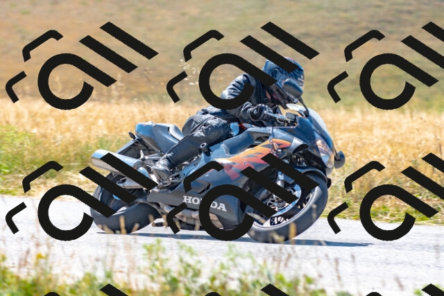 20250706105037_-R023392_r2