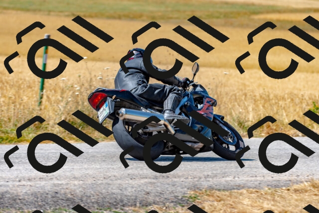 20250706105038_-R023394_r2