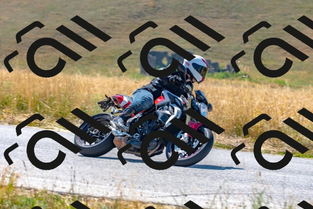 20250706105058_-R023411_r2