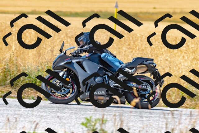 20250706105626_-R023469_r2