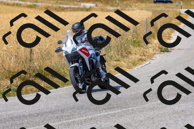 20250706110346_-R023550_r2