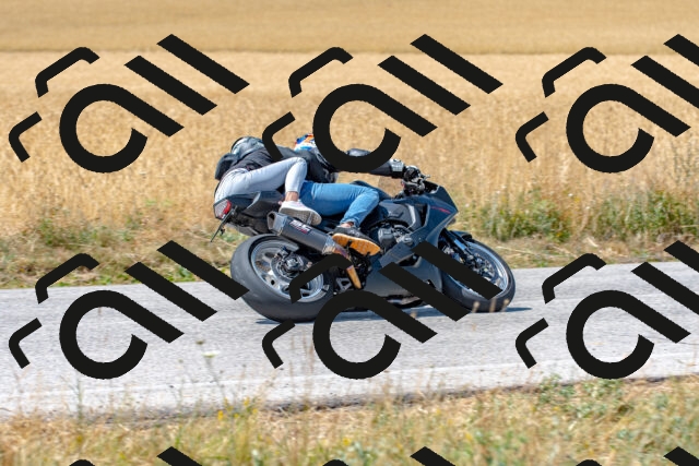 20250706112321_-R023659_r2