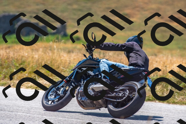 20250706113301_-R023756_r2