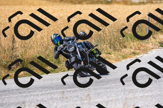 20250706113307_-R023758_r2