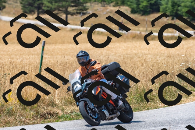 20250706121218_-R024000_r2