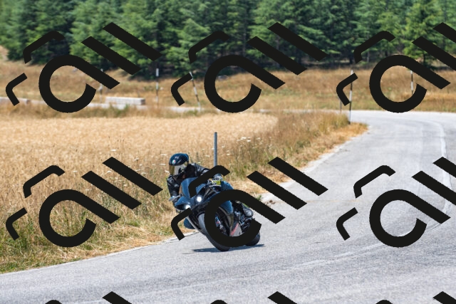 20250706121412_-R024008_r2