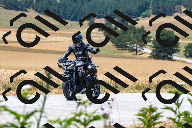 20250706121905_-R024047_r2