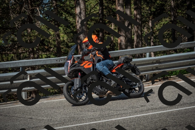 20250712094648-_5001854_am_