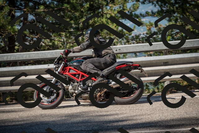 20250712094649-_5001857_am_