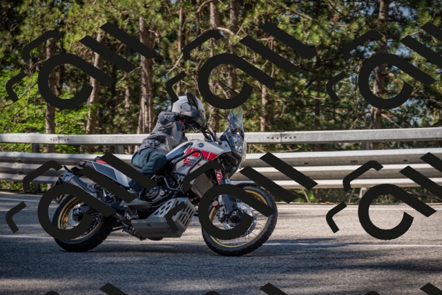 20250712100028-_5001874_am_