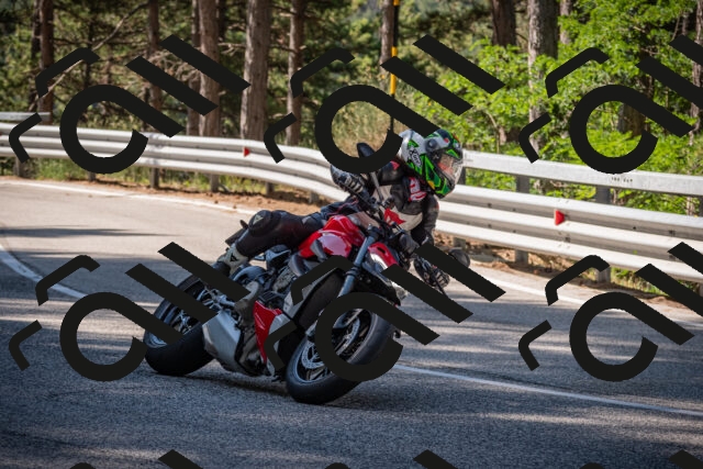 20250712100614-_5001888_am_