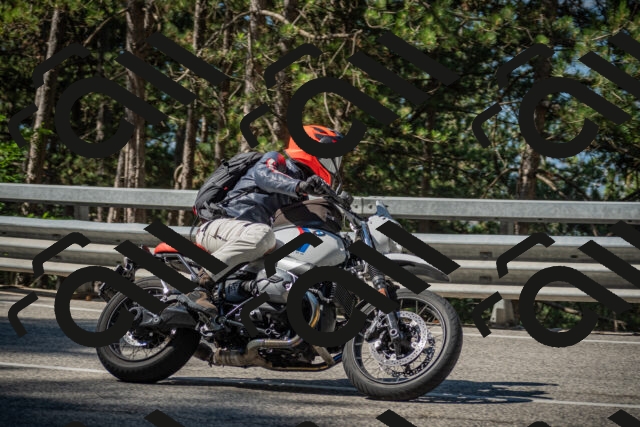 20250712100619-_5001898_am_