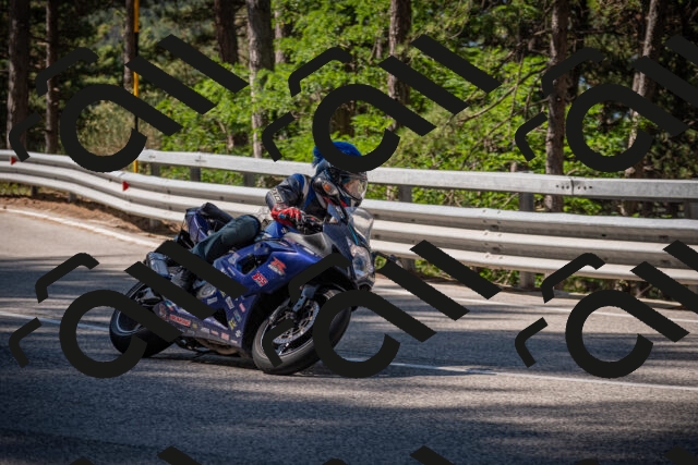 20250712100959-_5001910_am_