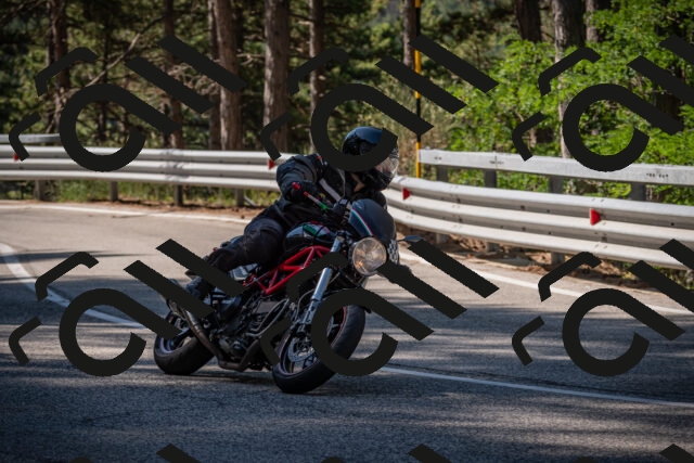 20250712101008-_5001916_am_