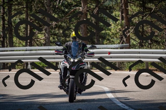 20250712101359-_5001936_am_