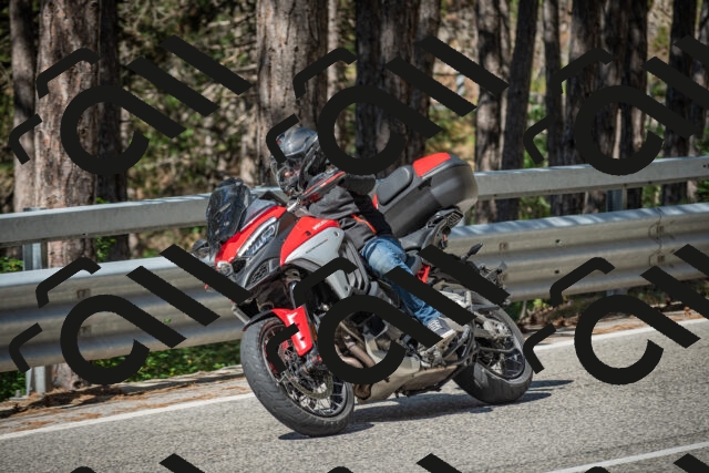 20250712101851-_5001963_am_