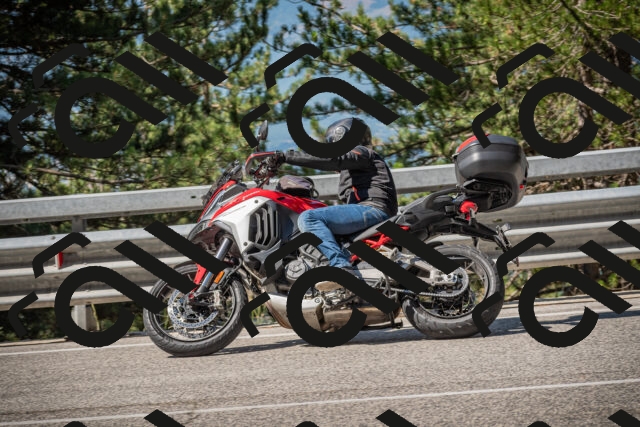 20250712101852-_5001965_am_