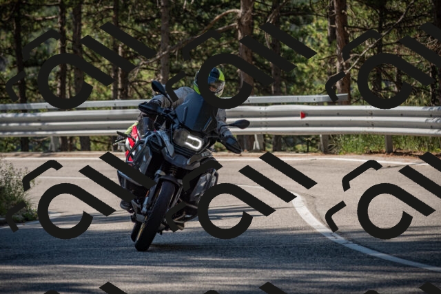 20250712102054-_5001969_am_