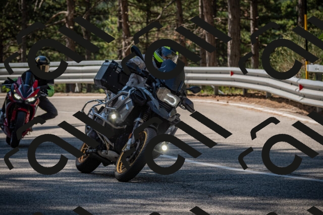 20250712102054-_5001970_am_