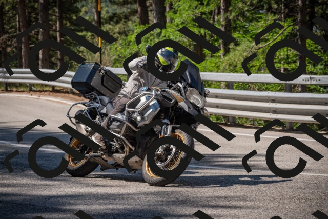 20250712102054-_5001971_am_