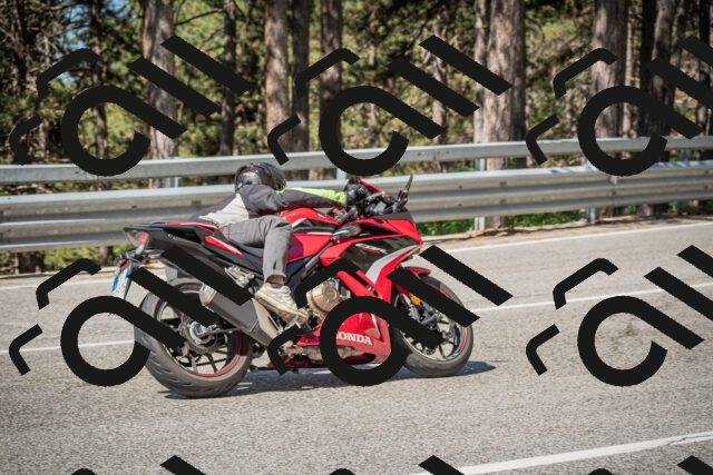 20250712102056-_5001975_am_