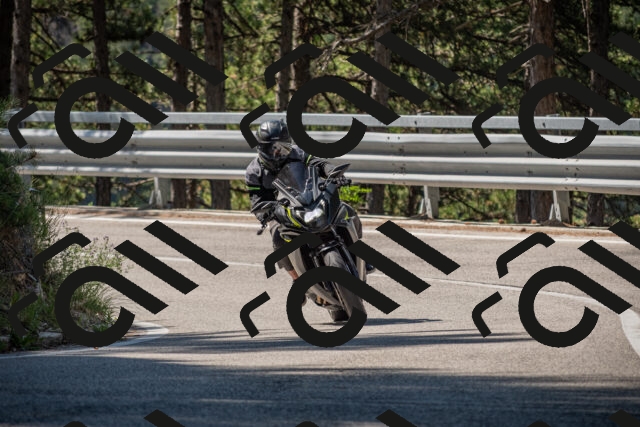 20250712102301-_5001983_am_