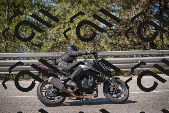 20250712102311-_5001992_am_