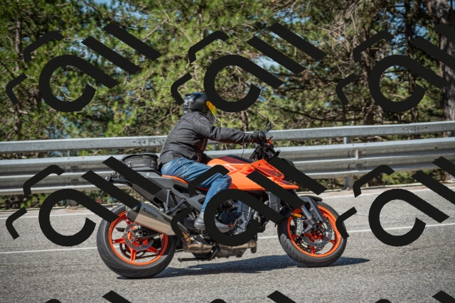 20250712102314-_5001996_am_